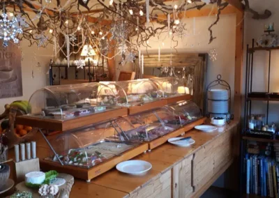 umfangreiches Frühstücksbuffet